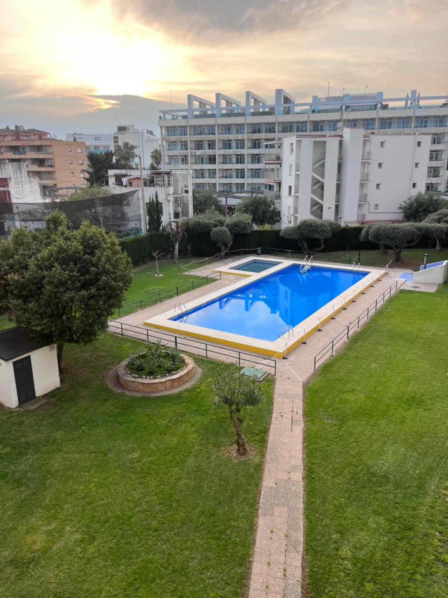 Be-Cool Salou Pool Center Apartment Екстериор снимка